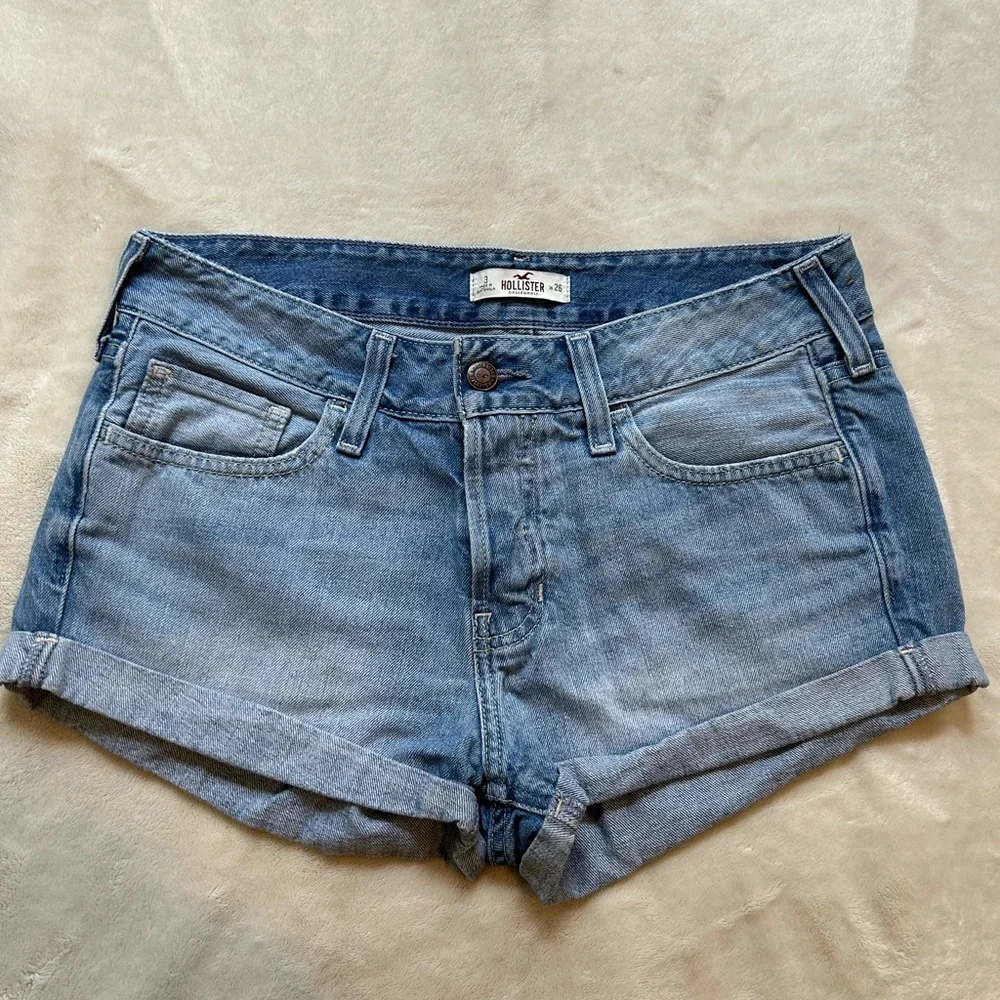 Women’s Jean Shorts - Picture 1 of 3